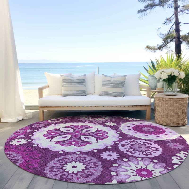 Machine Washable Indoor/ Outdoor Chantille Casual Medallion Rug - Eggplant - 8' x 8'