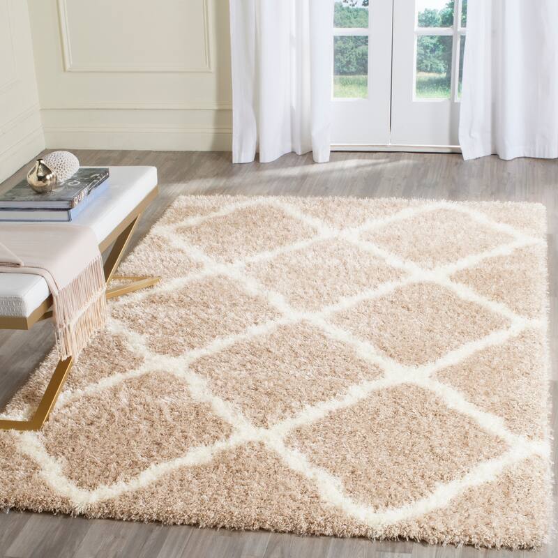 SAFAVIEH Montreal Shag Marcelle 2-inch Thick Rug - 5'3" x 7'6" - Beige/Ivory