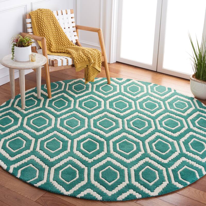SAFAVIEH Handmade Chatham Altrud Moroccan Modern Wool Rug - 7' Round - Teal/Ivory