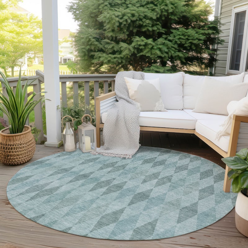Machine Washable Indoor/ Outdoor Argyle Chantille Rug
