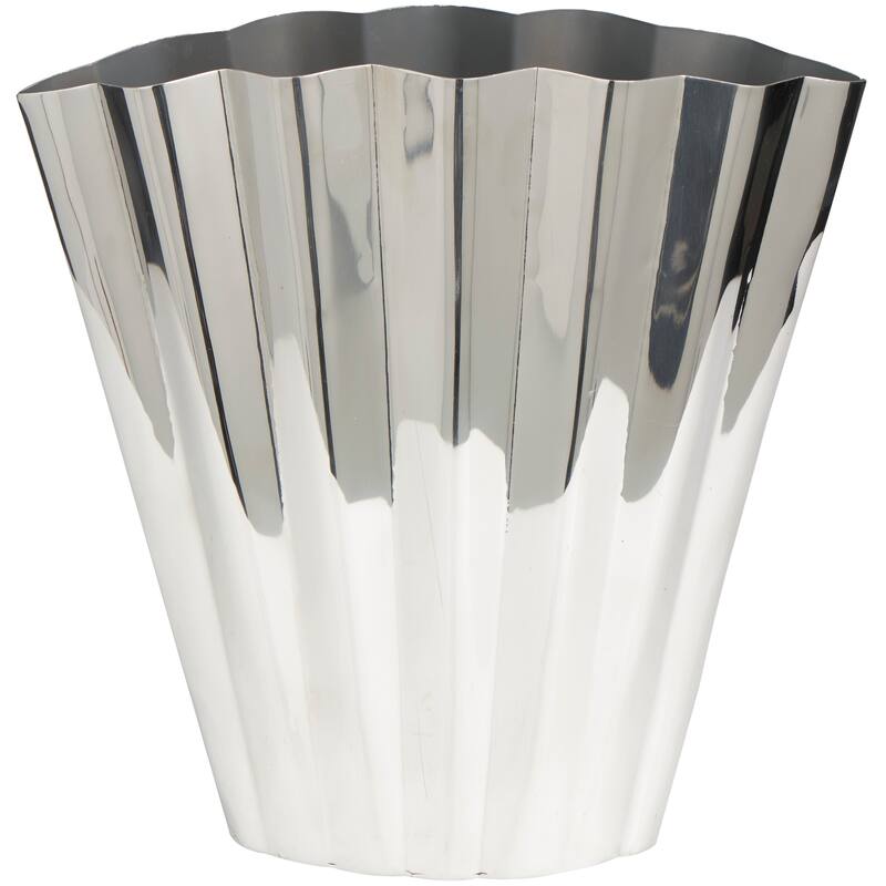 Silver Stainless Steel Metal Vase with Zig Zag Edging