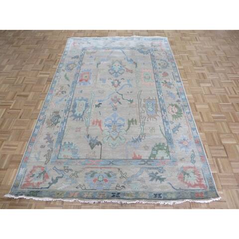 Hand Knotted Beige Oushak with Wool Oriental Rug (6' x 9'2") - 6' x 9'2"