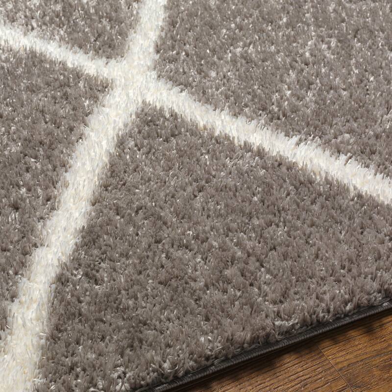 Livabliss Cloudy Transitional Trellis Plush Area Rug