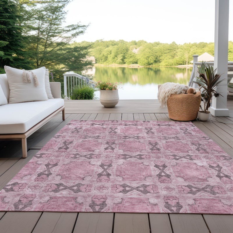 Machine Washable Indoor/ Outdoor Boho Medallions Chantille Rug - Pink - 2'6" x 3'10"
