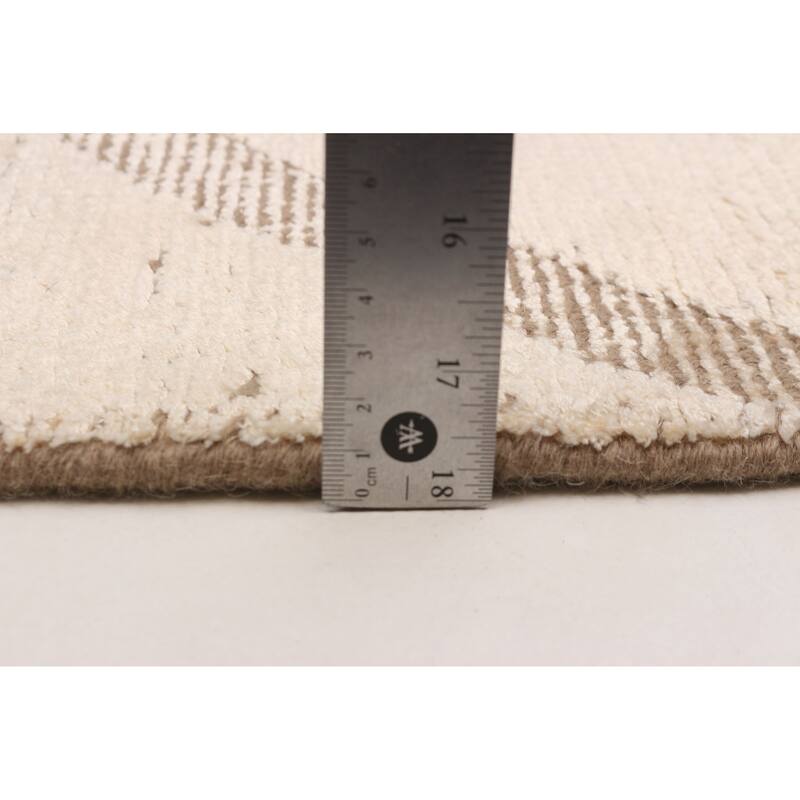 ECARPETGALLERY Hand-knotted Tangier Ivory Viscose, Wool Rug - 5'0 x 7'11