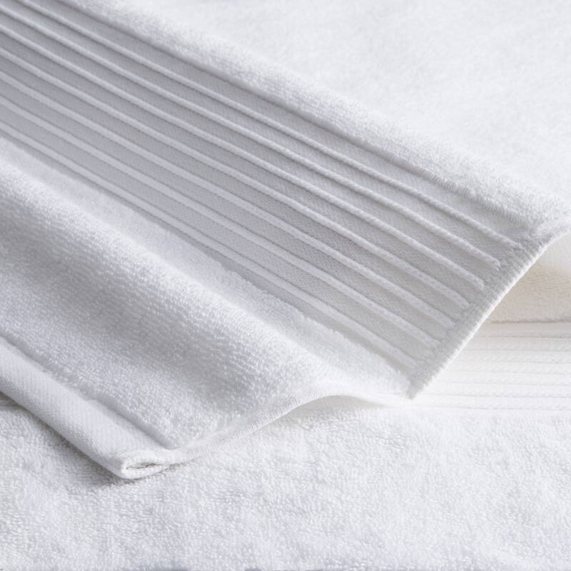 TOWN & COUNTRY EVERYDAY 4-Piece Solid Dobby Border Bath Towel Set - 30"x58"