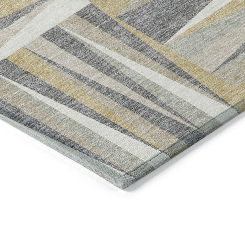 HomeRoots Geometric Transitional Rectangle Outdoor Rug