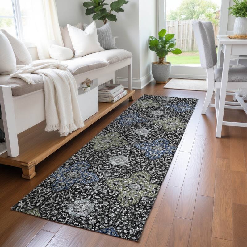Machine Washable Indoor/ Outdoor Traditional Columbus Chantille Rug