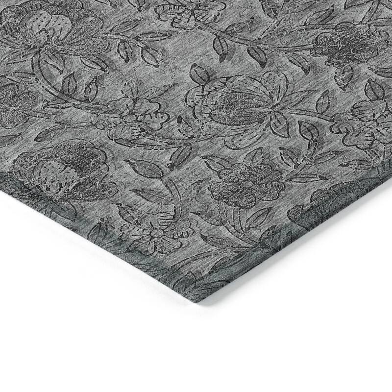 HomeRoots Floral Transitional Rectangle Outdoor Rug
