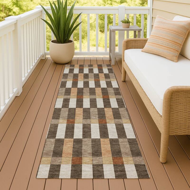 Machine Washable Indoor/ Outdoor Modern Chanute Chantille Rug - Chocolate - 2'3" x 7'6"