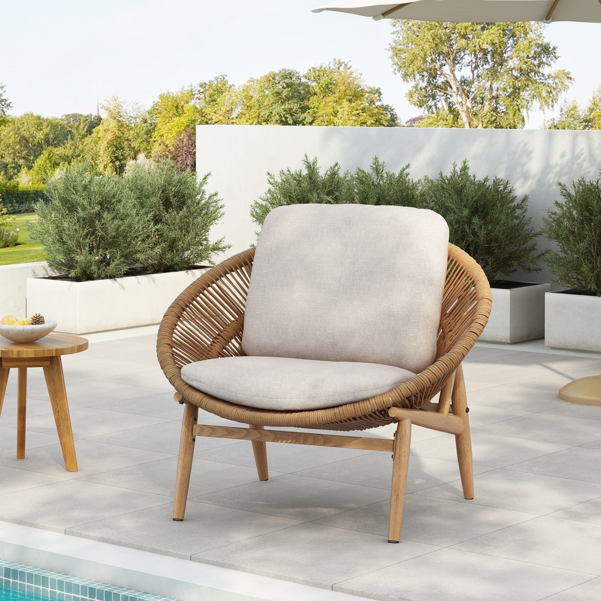Outdoor Wicker Papasan Style Lounge Chair with Cushion