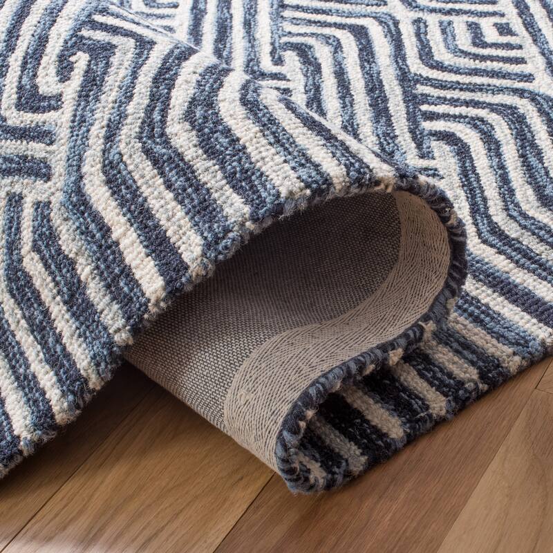 SAFAVIEH Handmade Micro-Loop Firica Modern Wool Rug