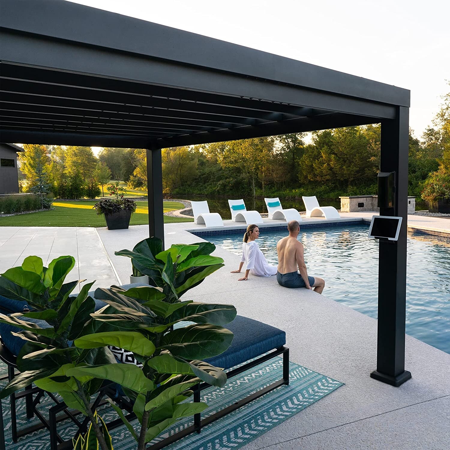 Backyard discovery 1906631 claremont pergola lounger shop
