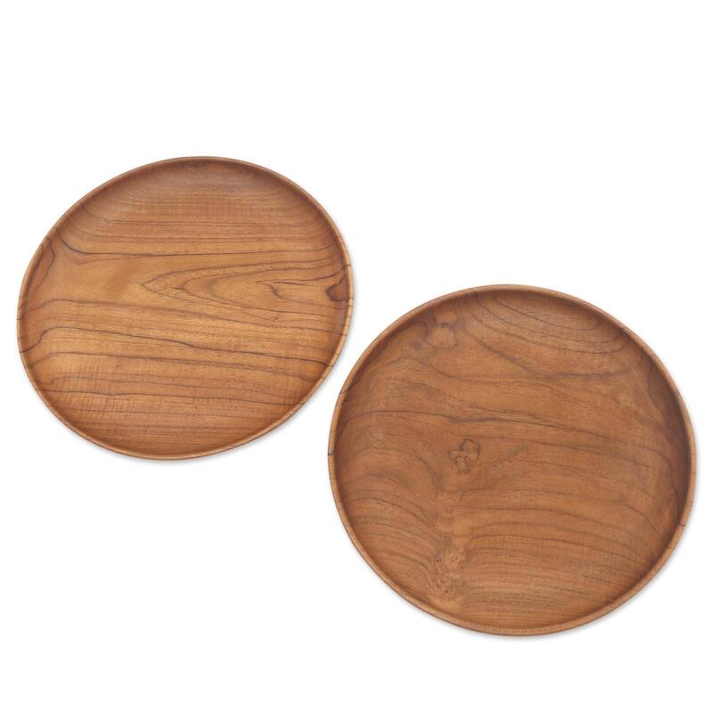 Novica Handmade Fit For A Feast Teak Wood Dinner Plates (Pair) - 0.8" H x 11" D