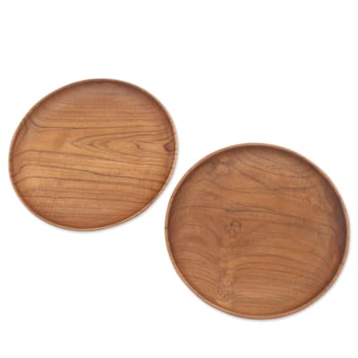 Novica Handmade Fit For A Feast Teak Wood Dinner Plates (Pair) - 0.8" H x 11" D