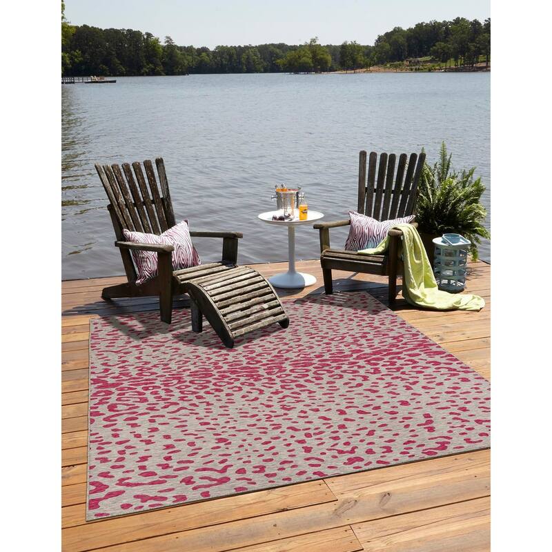Outdoor Gallery Collection Area Rug - Pink Gray - 10' Square