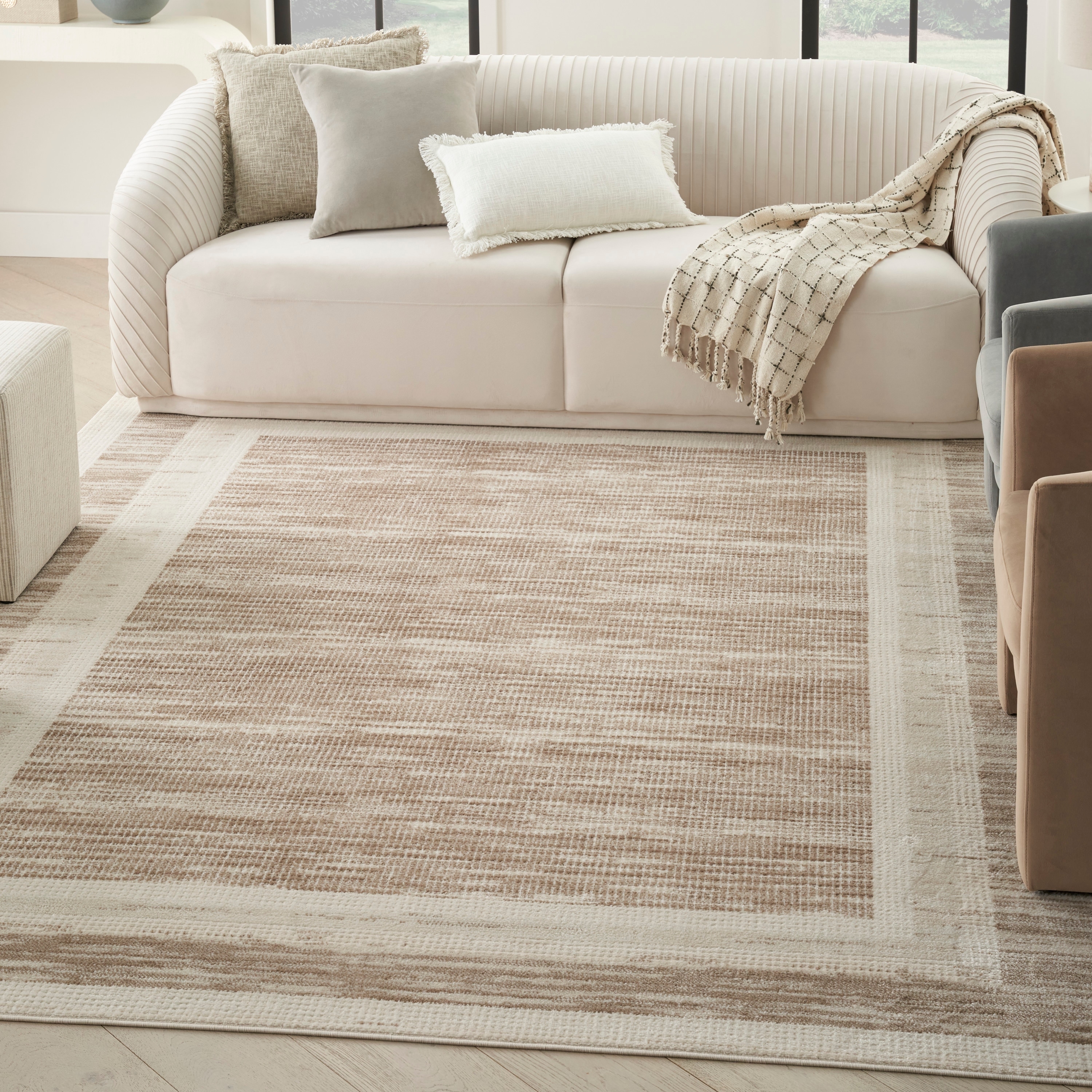 SAFAVIEH Venus Shag Moeidur 1.75-inch Thick Rug