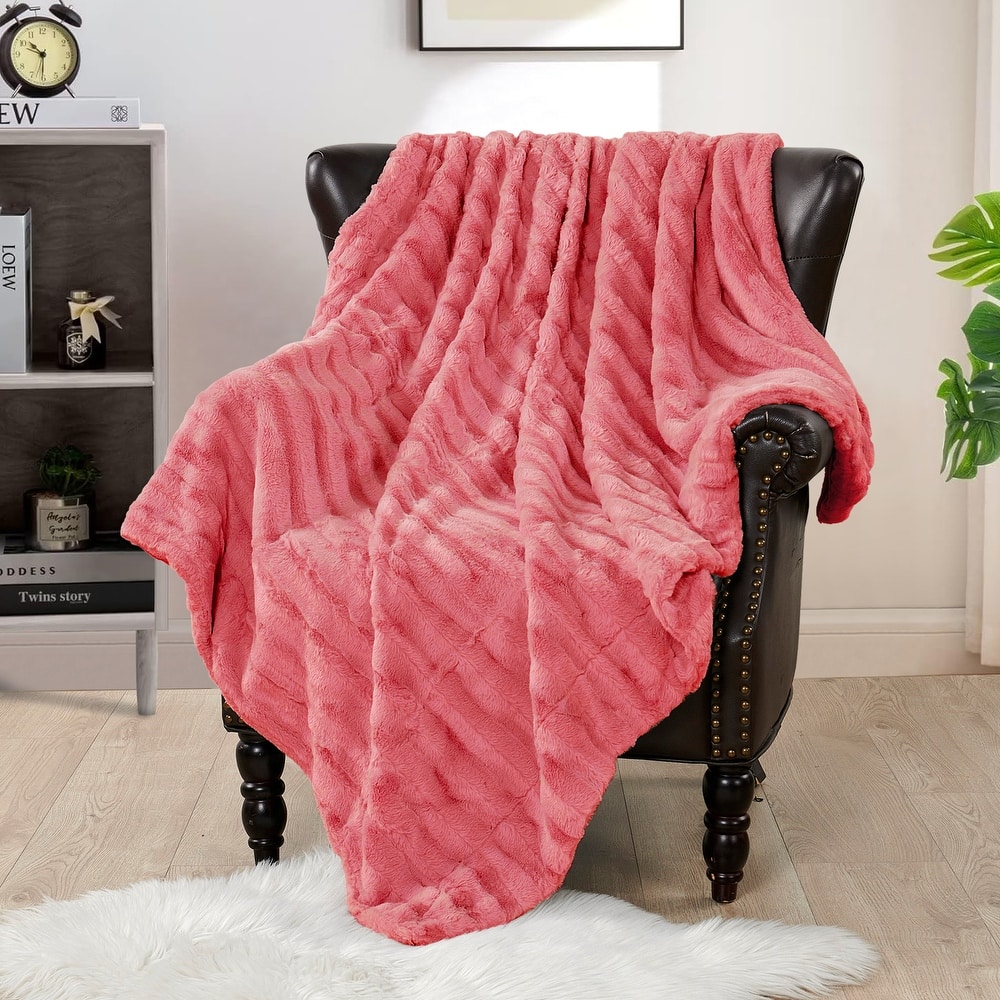 Oversized Derby Double Sided Fauxfur Throw