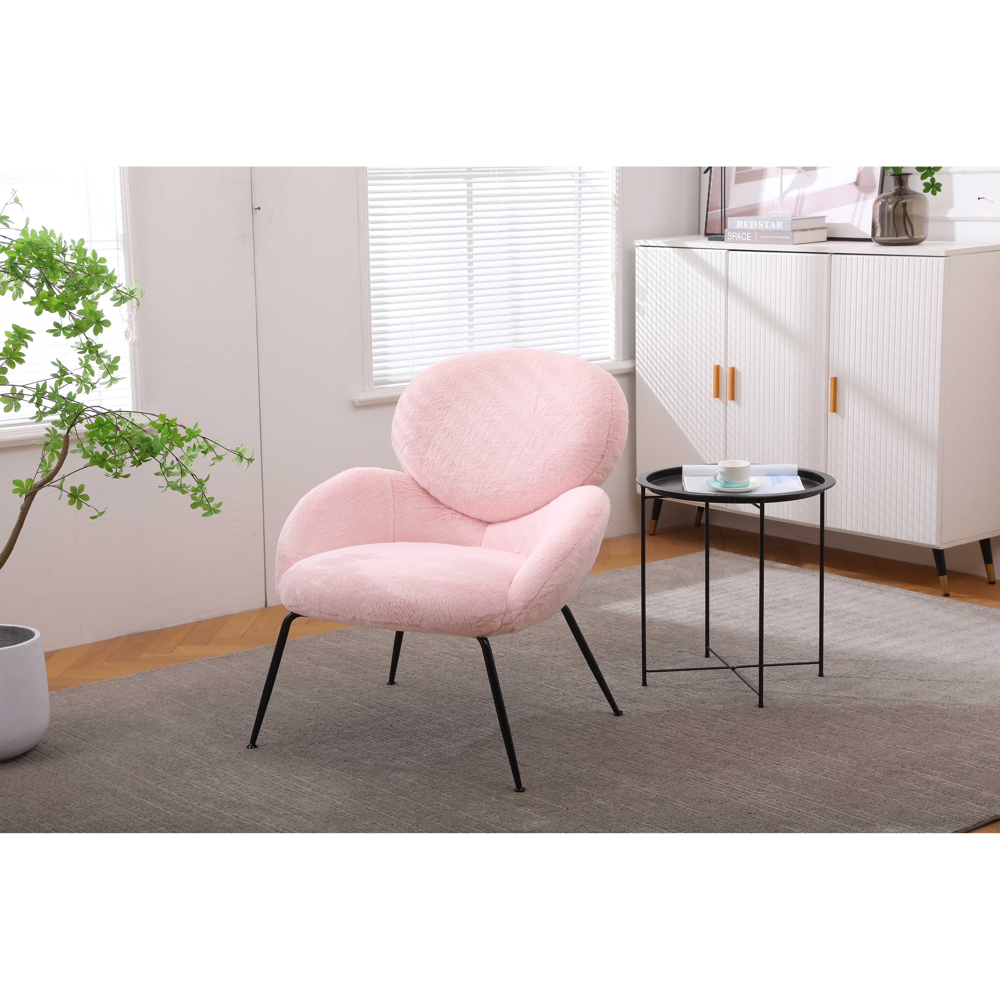 Pink accent outlet armchair