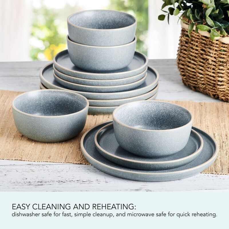 Pfaltzgraff Victoria 12-Piece Dinnerware Set, Service for 4 - Bed