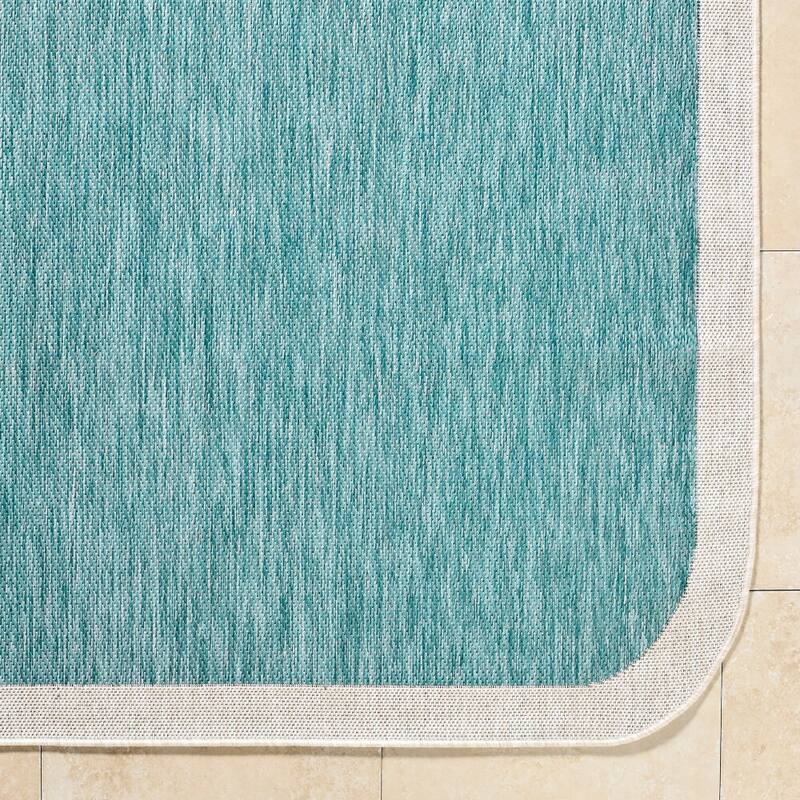 Livabliss Miami Beach Traditional Indoor/Outdoor Area Rug