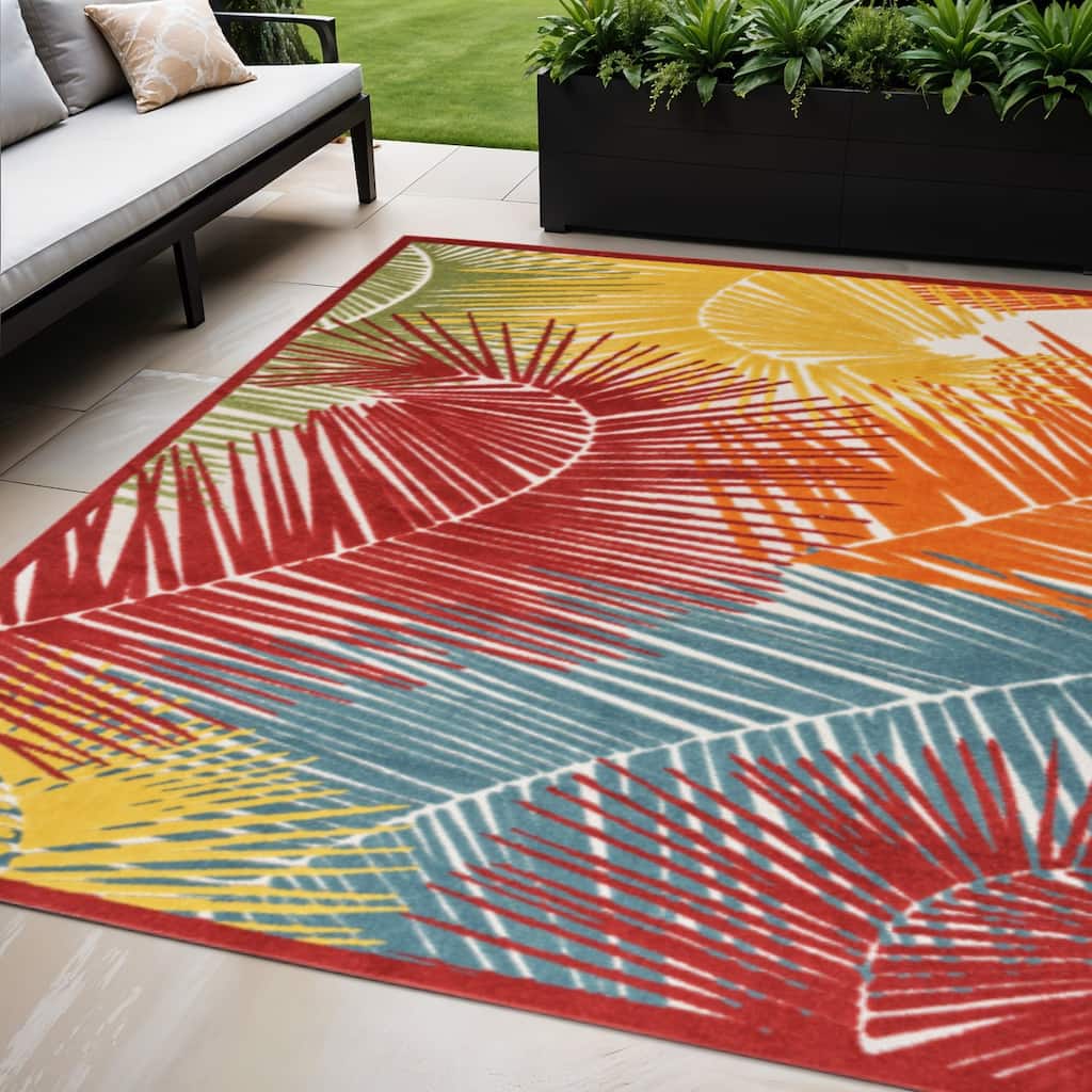 HomeRoots Palm Leaf Contemporary Rectangle Outdoor Rug - 5' X 7'