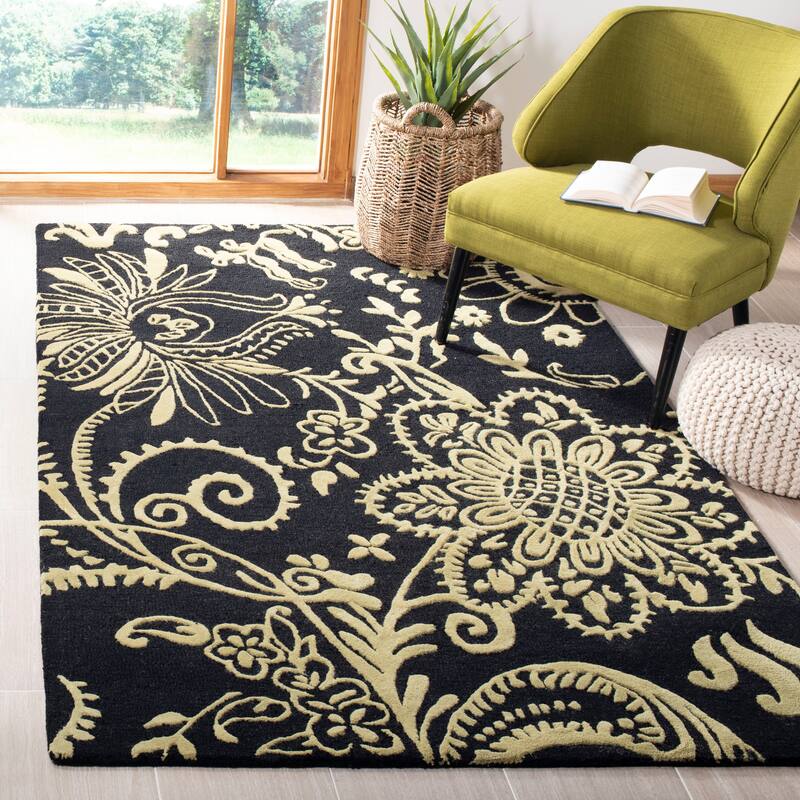 SAFAVIEH Handmade Soho Perla N.Z. Wool Rug - 3'6" x 5'6" - Black/Green