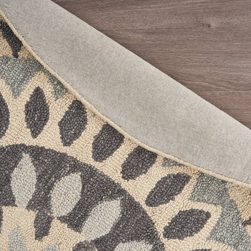 Sevita Modern Floral Bloom Mandala Rug