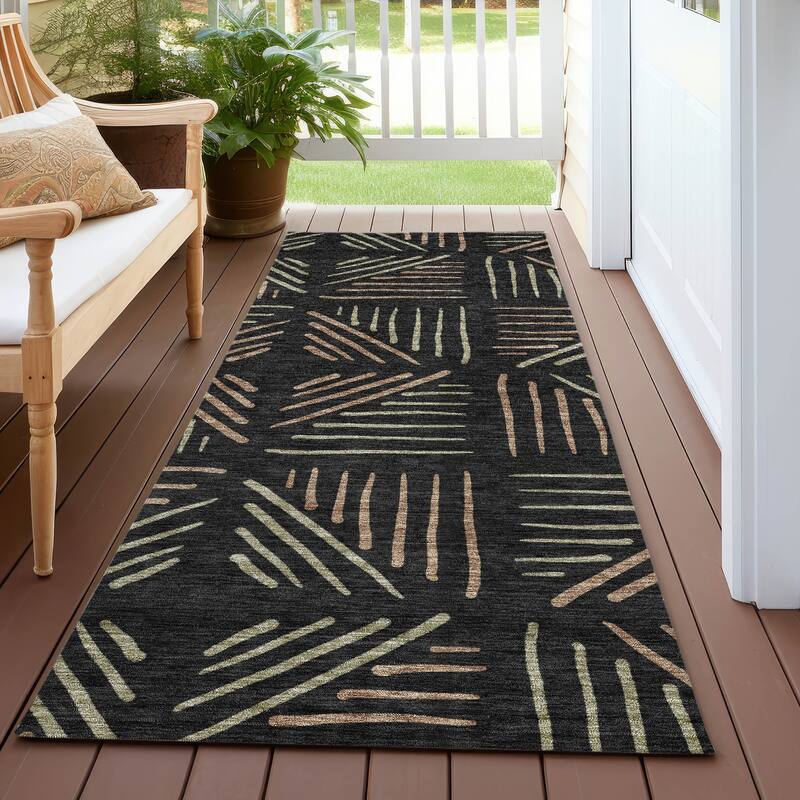 Machine Washable Indoor/ Outdoor Geo Dia Chantille Rug - Black - 2'3" x 7'6"