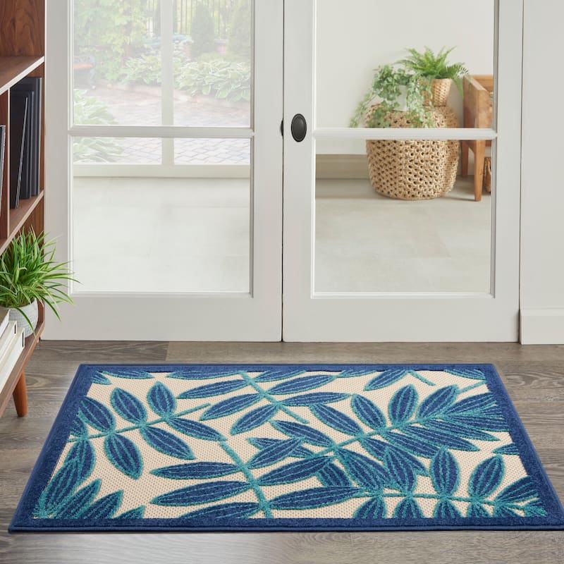 Nourison Aloha Leaf Print Vibrant Indoor/Outdoor Area Rug - 2'8" x 4' - Blue/White