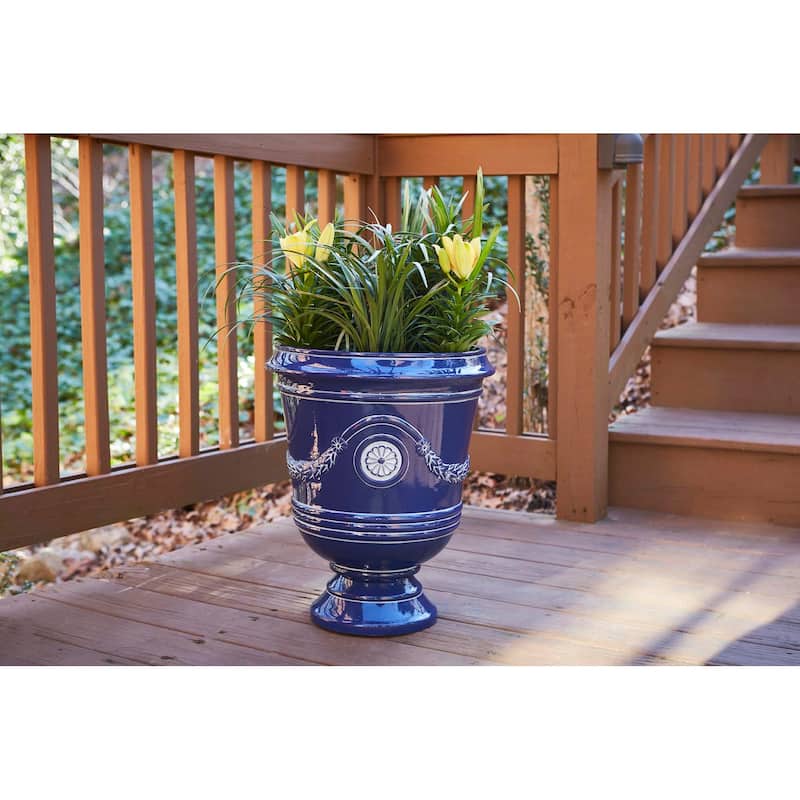 Southern Patio Porter Resin Urn Planter