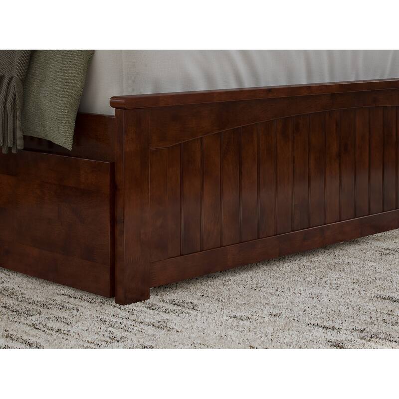 Nantucket Bed with Matching Footboard and Twin XL Trundle