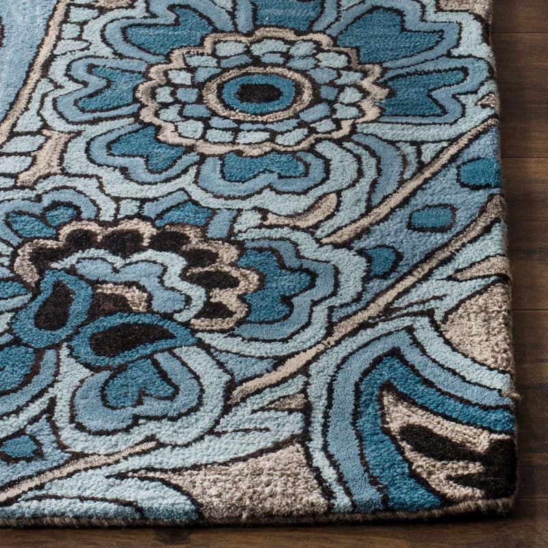 SAFAVIEH Handmade Allure Angie Modern Floral Wool Rug