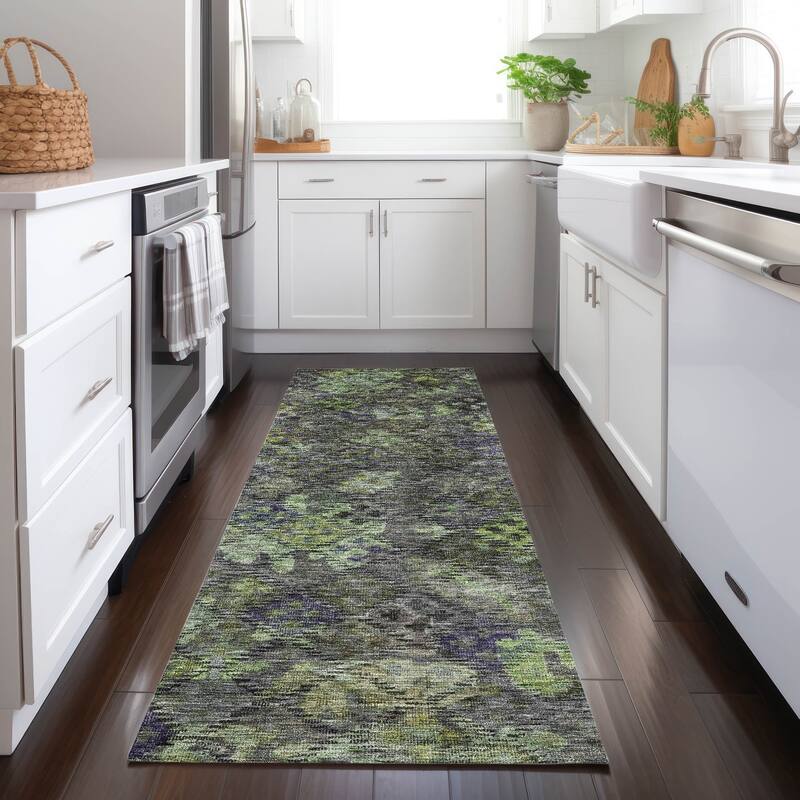 Machine Washable Indoor/ Outdoor Boho Moroccan Chantille Rug - Green - 2'3" x 7'6"