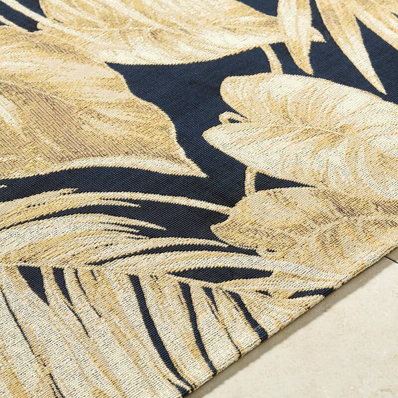 Livabliss Warsaw Tropical Indoor / Outdoor Area Rug