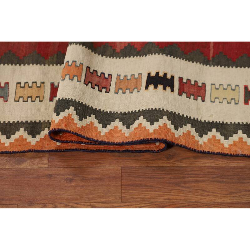 Red Kilim Qashqai Persian Vintage Rug Flatweave Wool Carpet - 5'3"x 8'2"