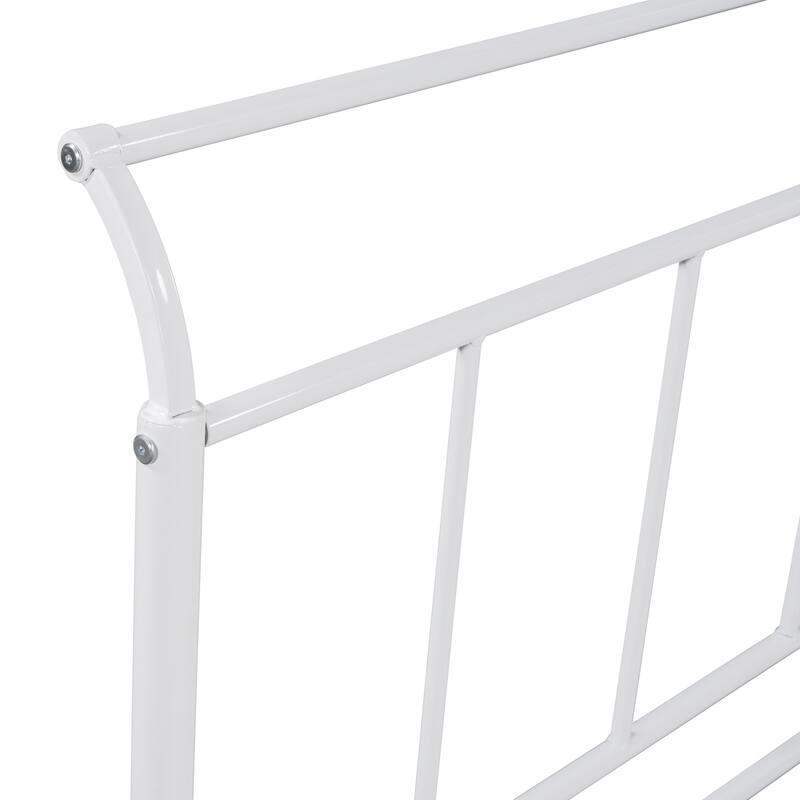 Metal Daybed with Curved Handle Design