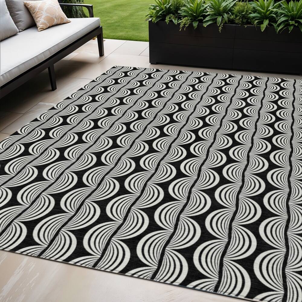 HomeRoots Ogee Transitional Rectangle Outdoor Rug