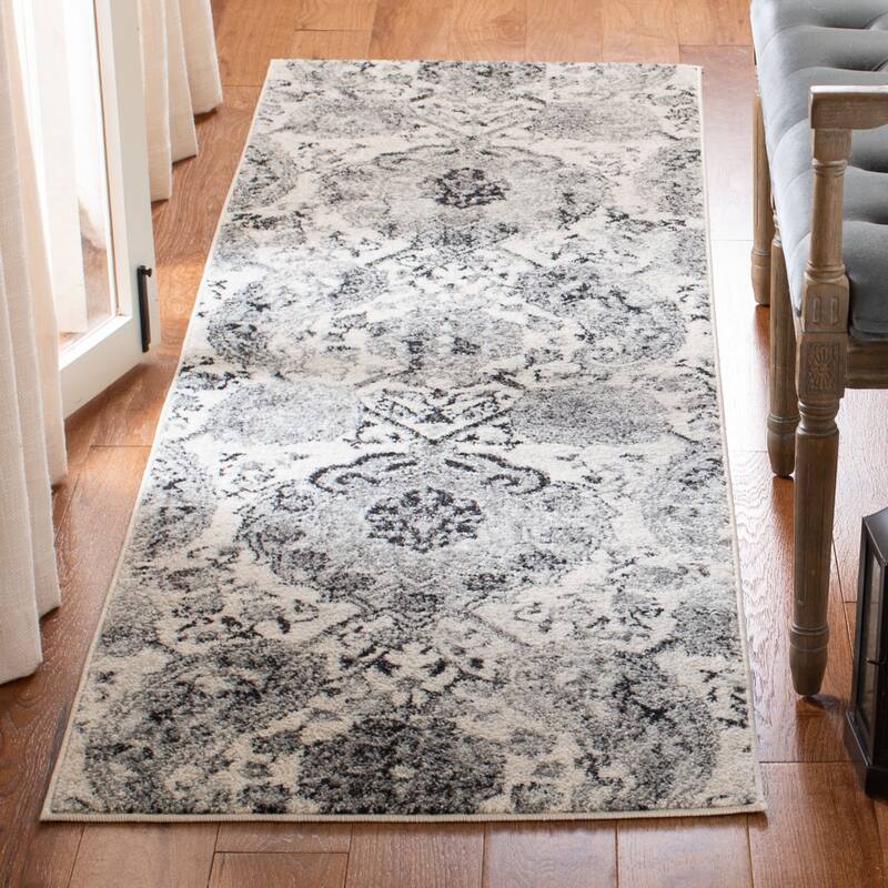 SAFAVIEH Madison Belle Boho Glam Paisley Pattern Area Rug - 2'3" x 8' Runner - Cream/Silver