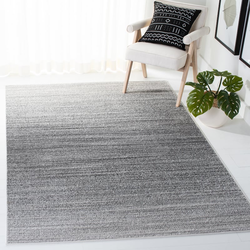 SAFAVIEH Adirondack Muzeyyen Ombre Distressed Rug - 5'1" x 7'6" - Grey/Ivory