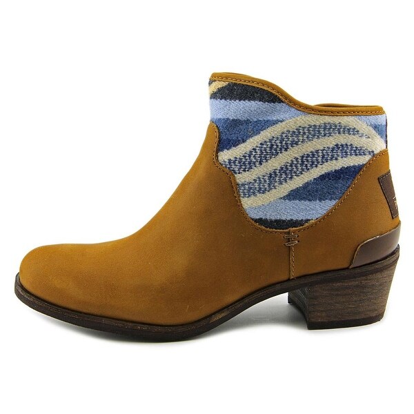 ugg penelope boots