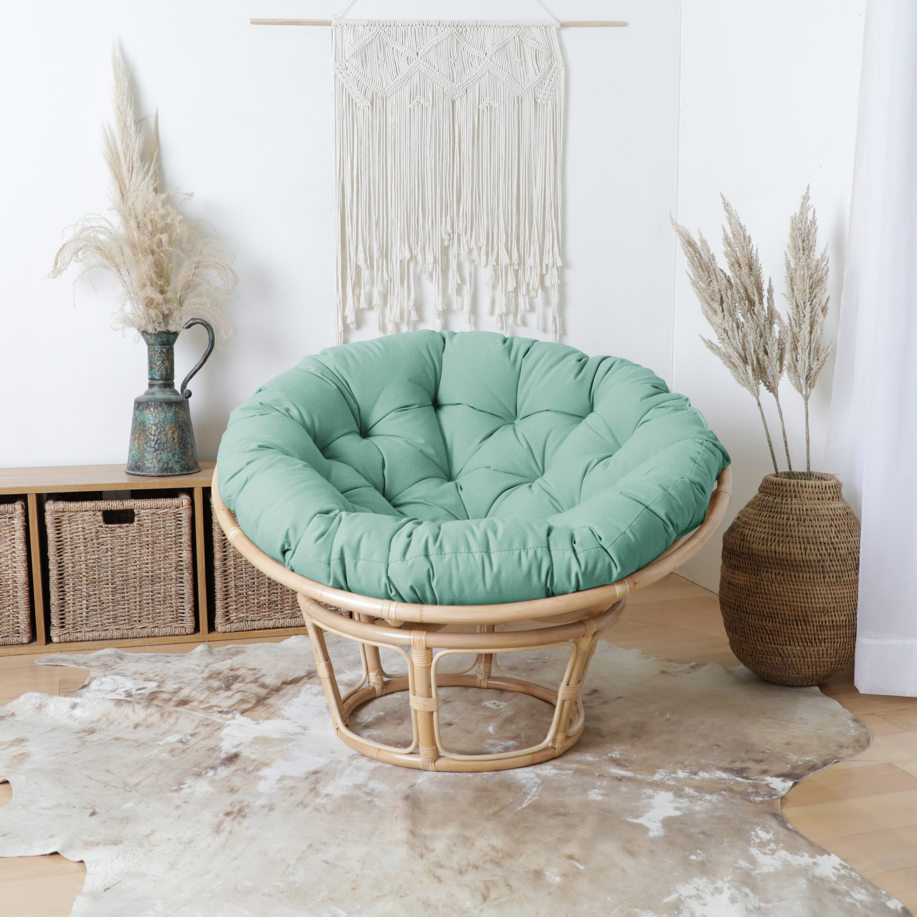 https://ak1.ostkcdn.com/images/products/is/images/direct/7f29cc4ceb1ccdf0f2803ee8f3c9a7749078fd41/Round-Papasan-Cushion.jpg