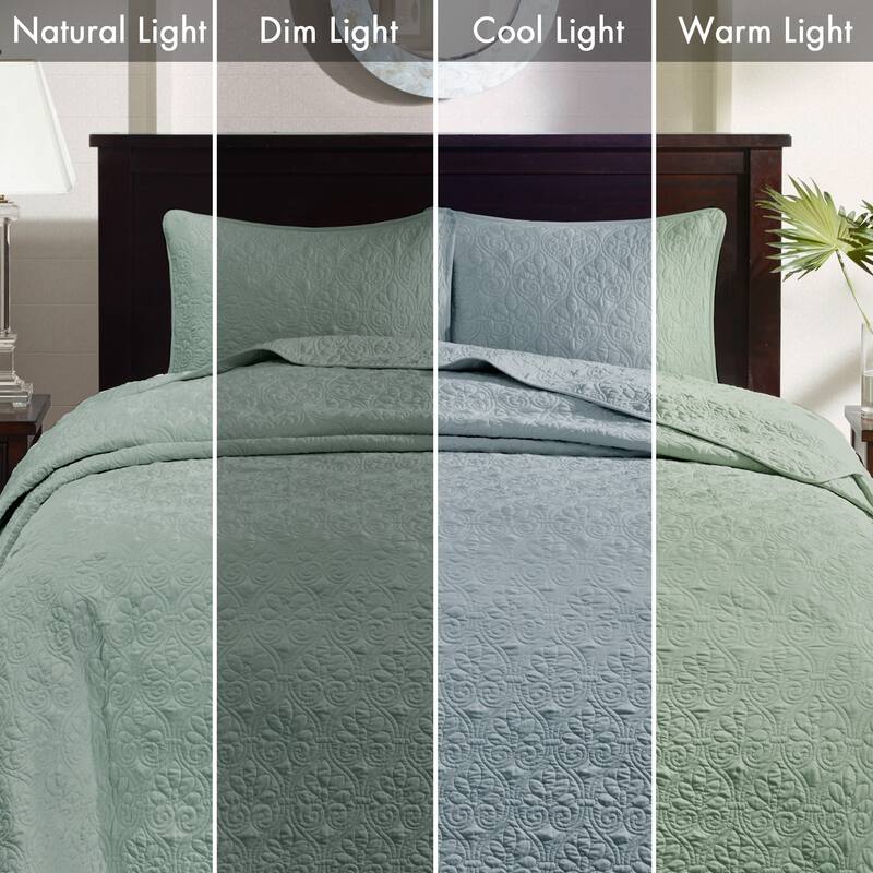 Madison Park Mansfield Reversible Oversized 3-piece Solid Texture Bedspread Quilt Set with Matching Shams