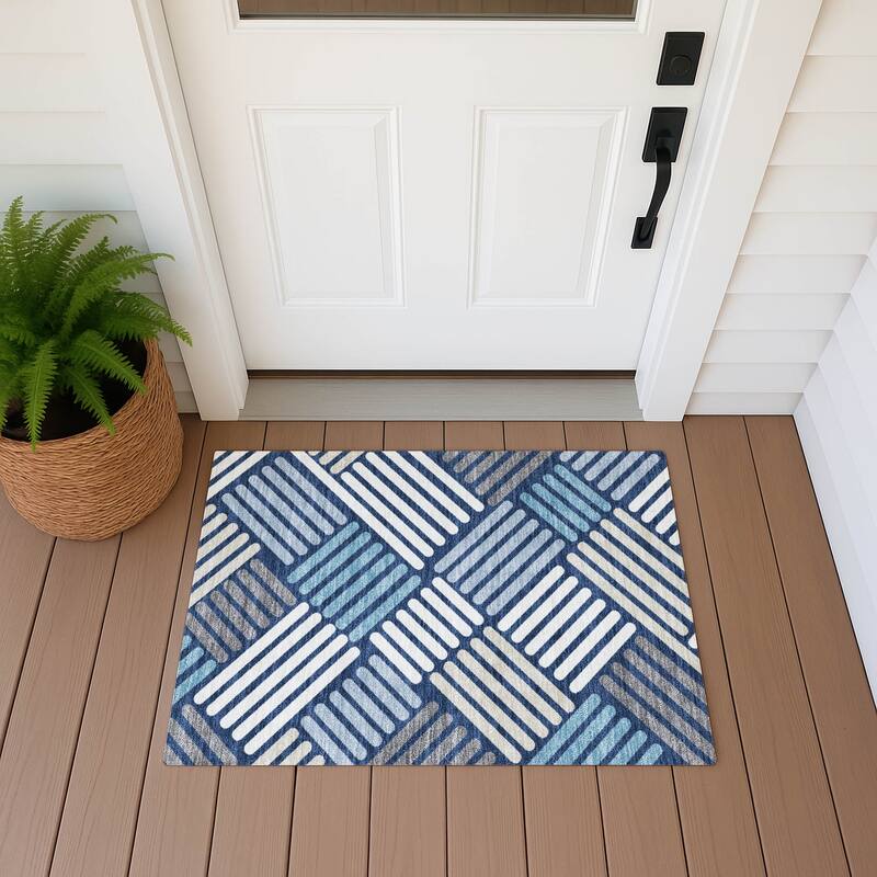 Machine Washable Indoor/ Outdoor Modern Weave Chantille Rug - Navy - 1'8" x 2'6"