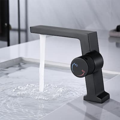 Luxury 5.6''H Bathroom Sink Faucet Single Hole in Black/Gold
