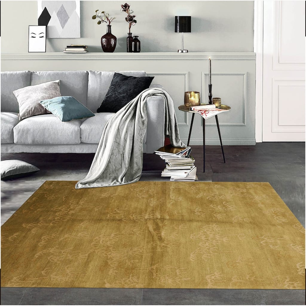 Hand Knotted Michaelian & Kohlberg Lime Tibetan 100% Wool Area Rug - 4' 3'' x 6'