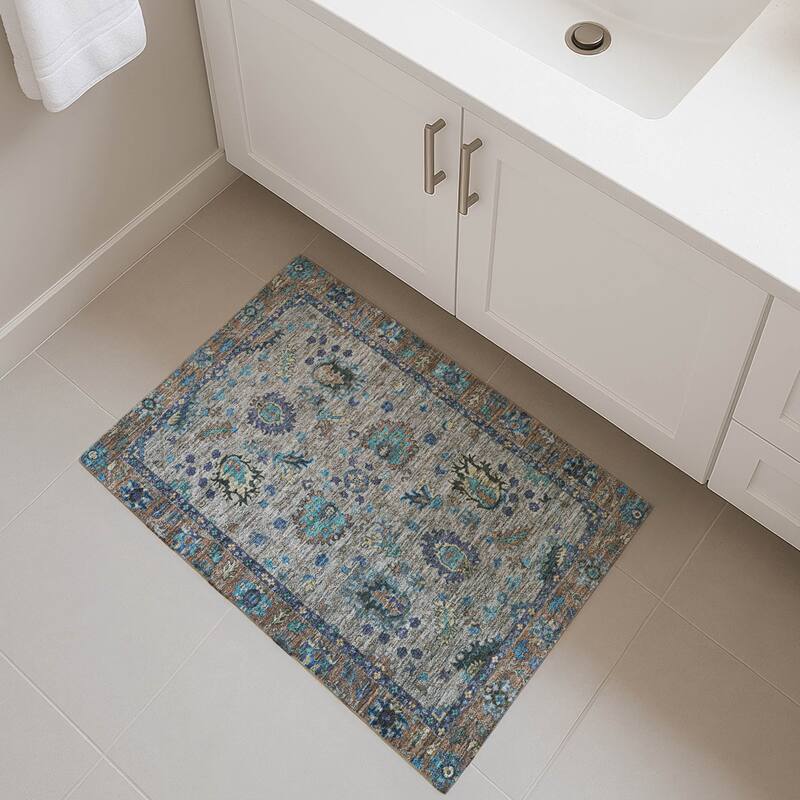 Premium Washable Super Soft Traditional Lily Mayfield Rug - Pewter - 1'8" x 2'6"