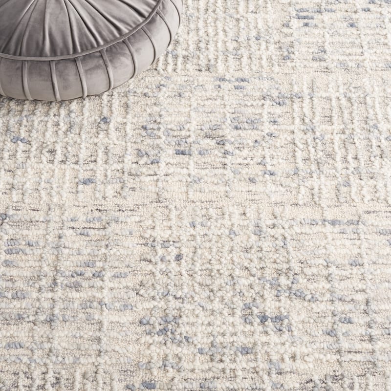 SAFAVIEH Handmade Abstract Anoek Checkered Wool Rug