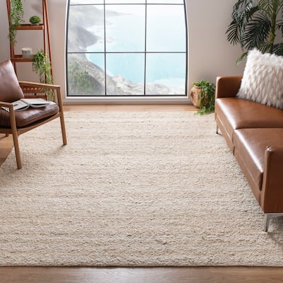 SAFAVIEH Handmade Natura Marlieke Wool Rug