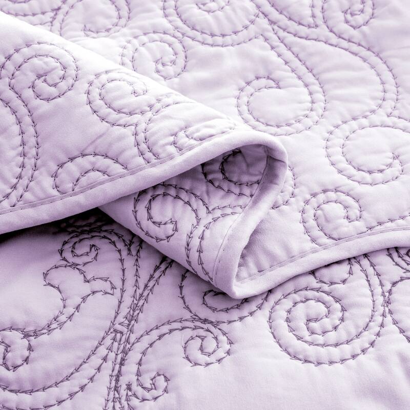 Serenta Damask Oversized 4-piece Bedspread Set
